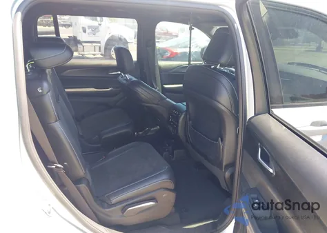 2023 Jeep Grand Cherokee L Altitude 4X4 z USA, uszkodzony, nr VIN 1C4RJKAG6P8839772